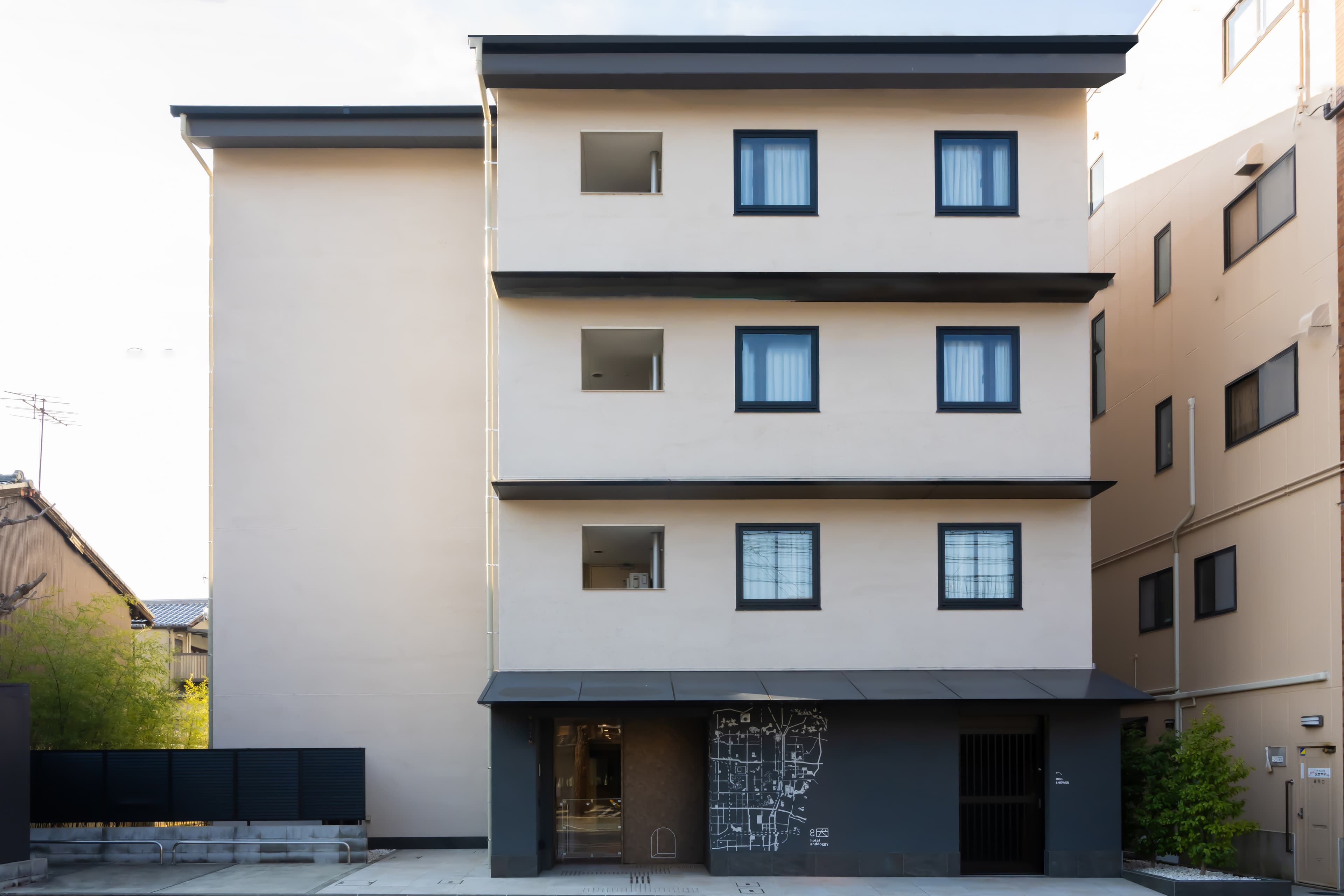 ｈｏｔｅｌ　ａｎｄｄｏｇｇｙ京都二条（ホテル・アンドドギー京都二条）