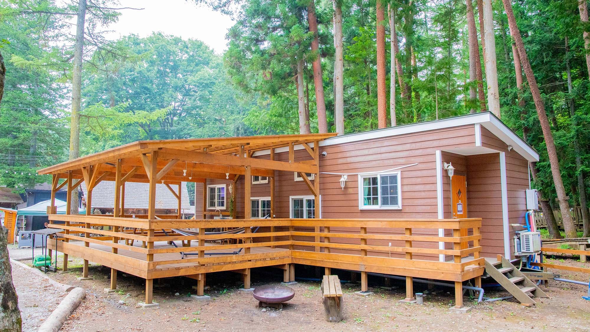 森と湖の楽園　Ｗｏｒｋｓｈｏｐ　Ｃａｍｐ　Ｒｅｓｏｒｔ